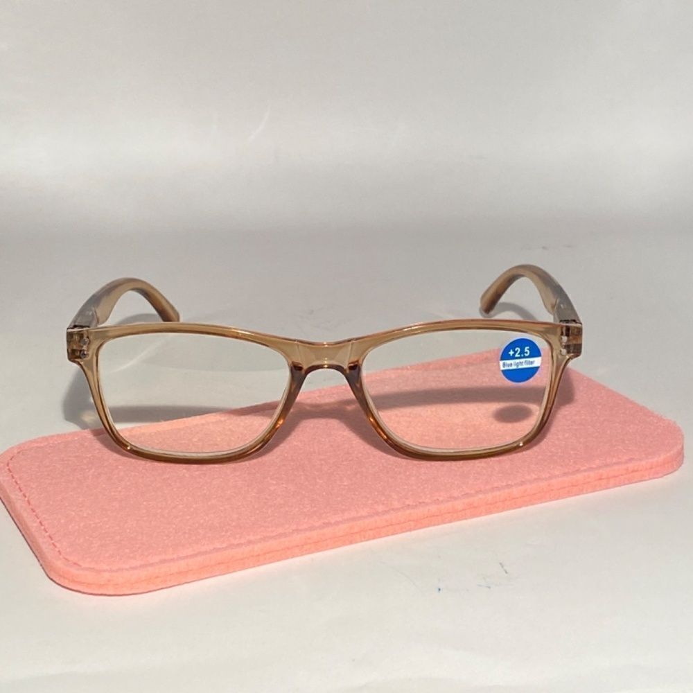 1436 Helen 2.5 Reading Glasses Thin Rectanle Bluelight Filter Tan Frames NWT - Picture 2 of 8